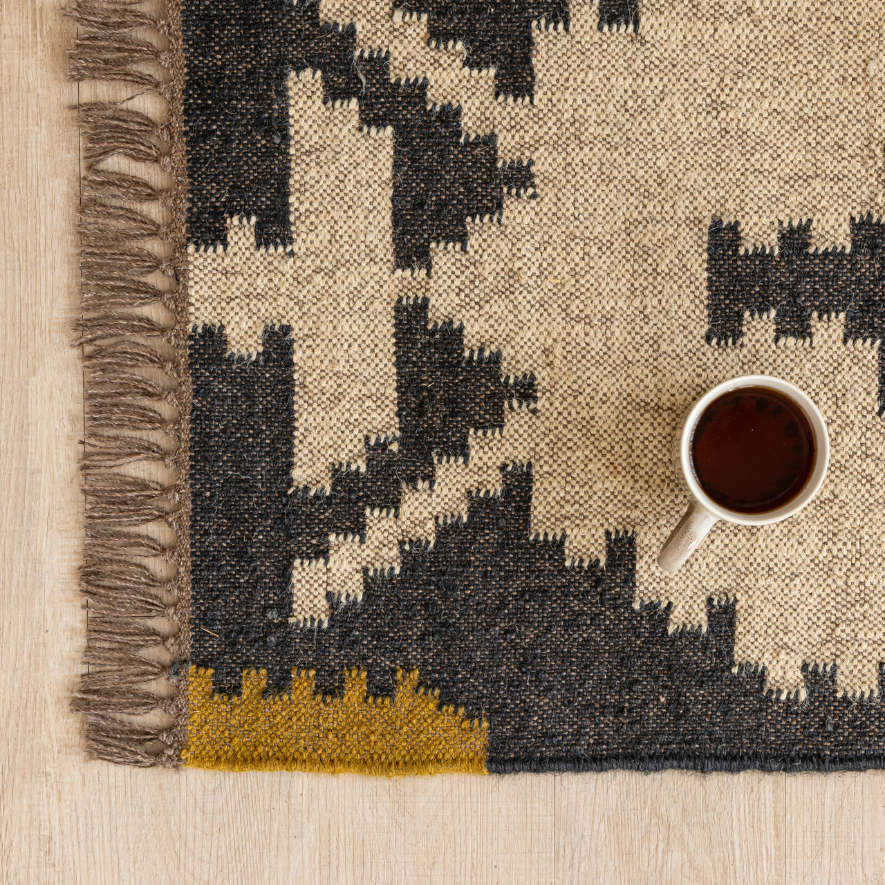 Handwoven Kilim Runner Rug – Beige & Black Tribal Pattern, Jute & Wool Blend, Reversible Flatweave with Fringe Tassels
