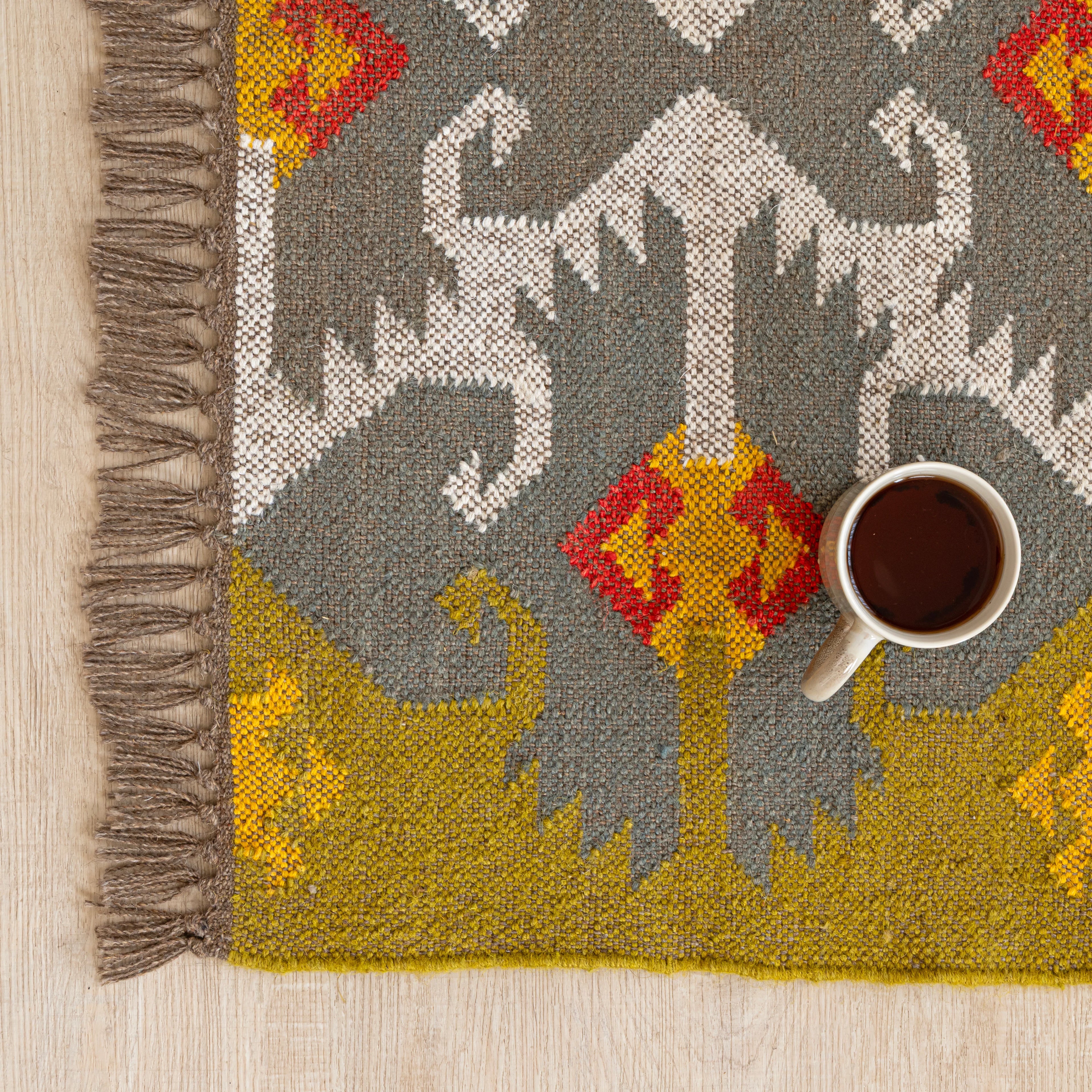 Handwoven Kilim Area Rug – Grey & Mustard Tribal Pattern, Jute & Wool Blend, Reversible Flatweave with Fringe Tassels