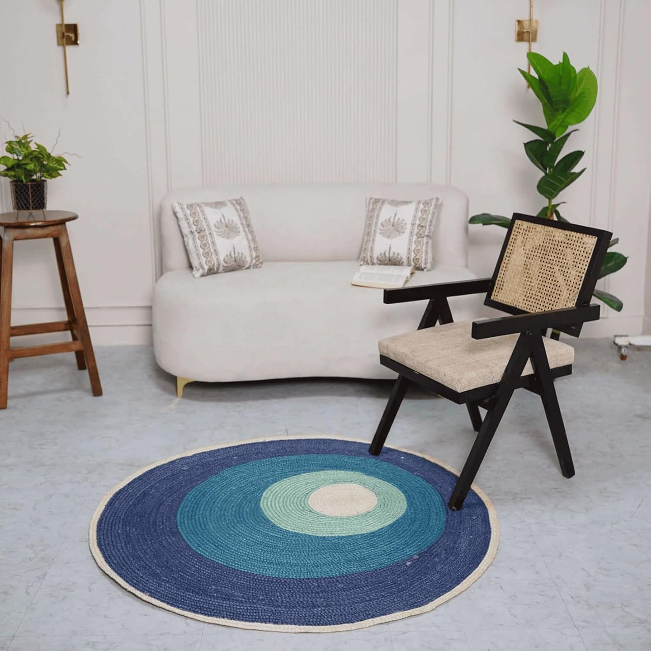 Braided Round Jute Rug – Braided Natural Fiber, Eco-Friendly Flatweave Indoor Area Rug