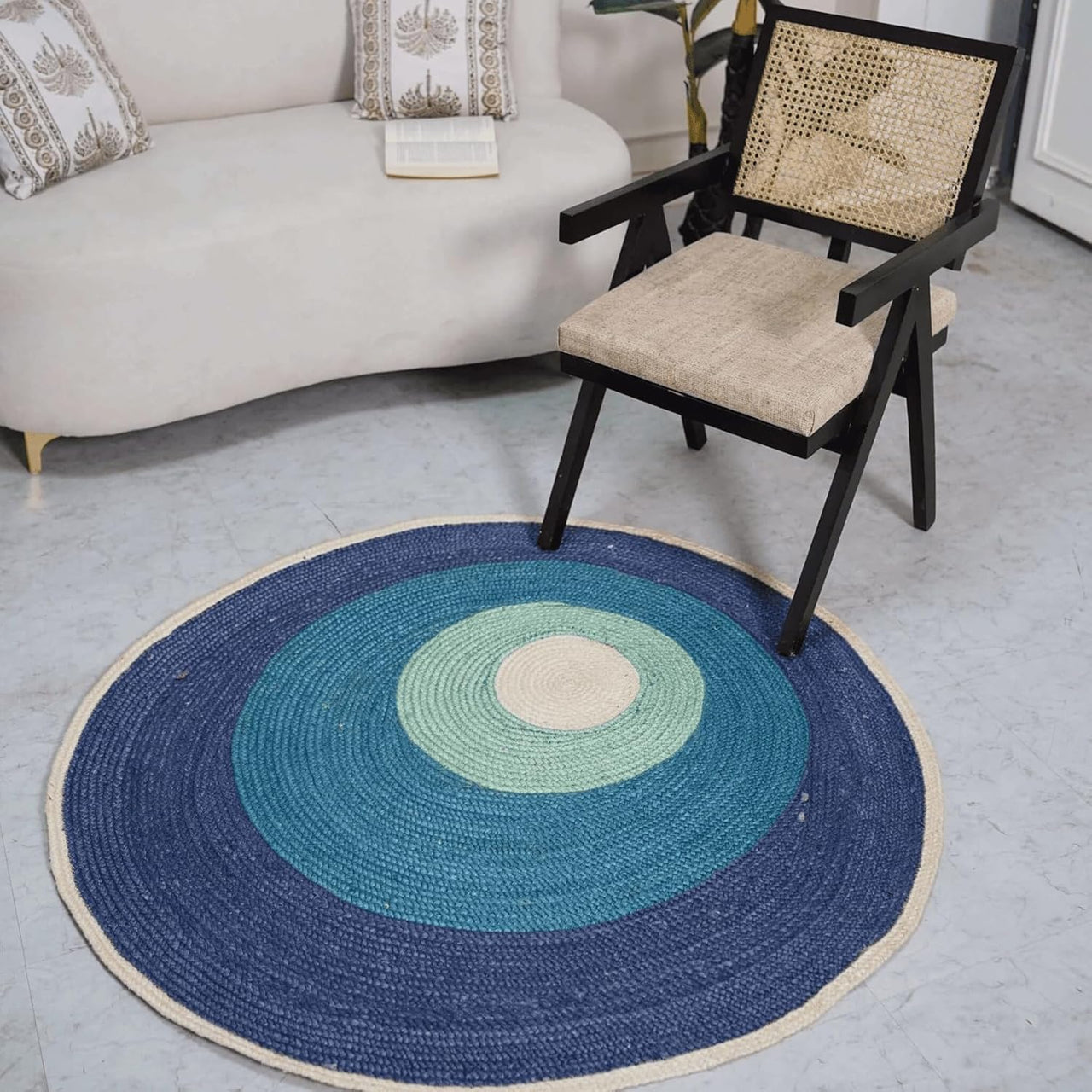 Braided Round Jute Rug – Braided Natural Fiber, Eco-Friendly Flatweave Indoor Area Rug